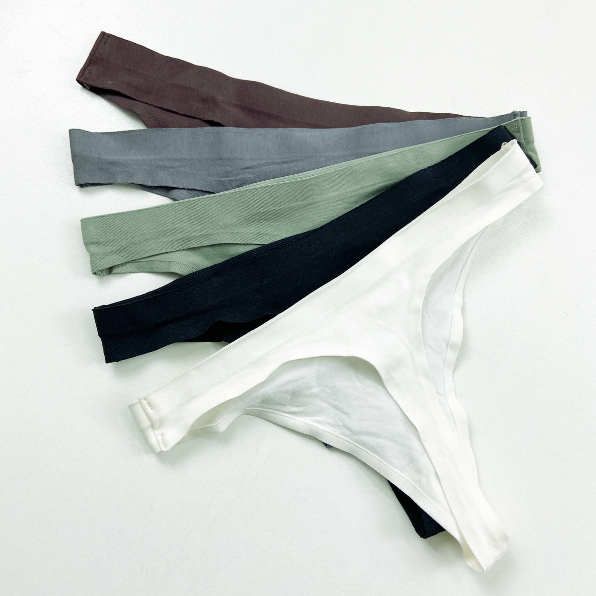 Ladies Microfiber Seamless Invisible Thong Underwear
