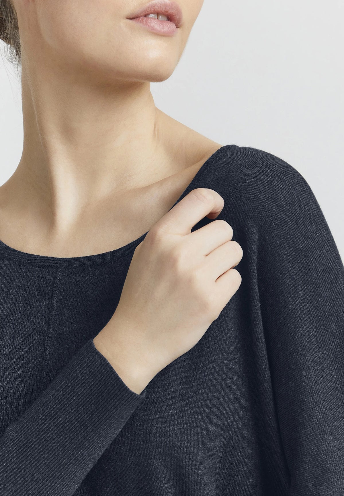 Womens Premium Soft Viscose Knit Crew Neck Sweater