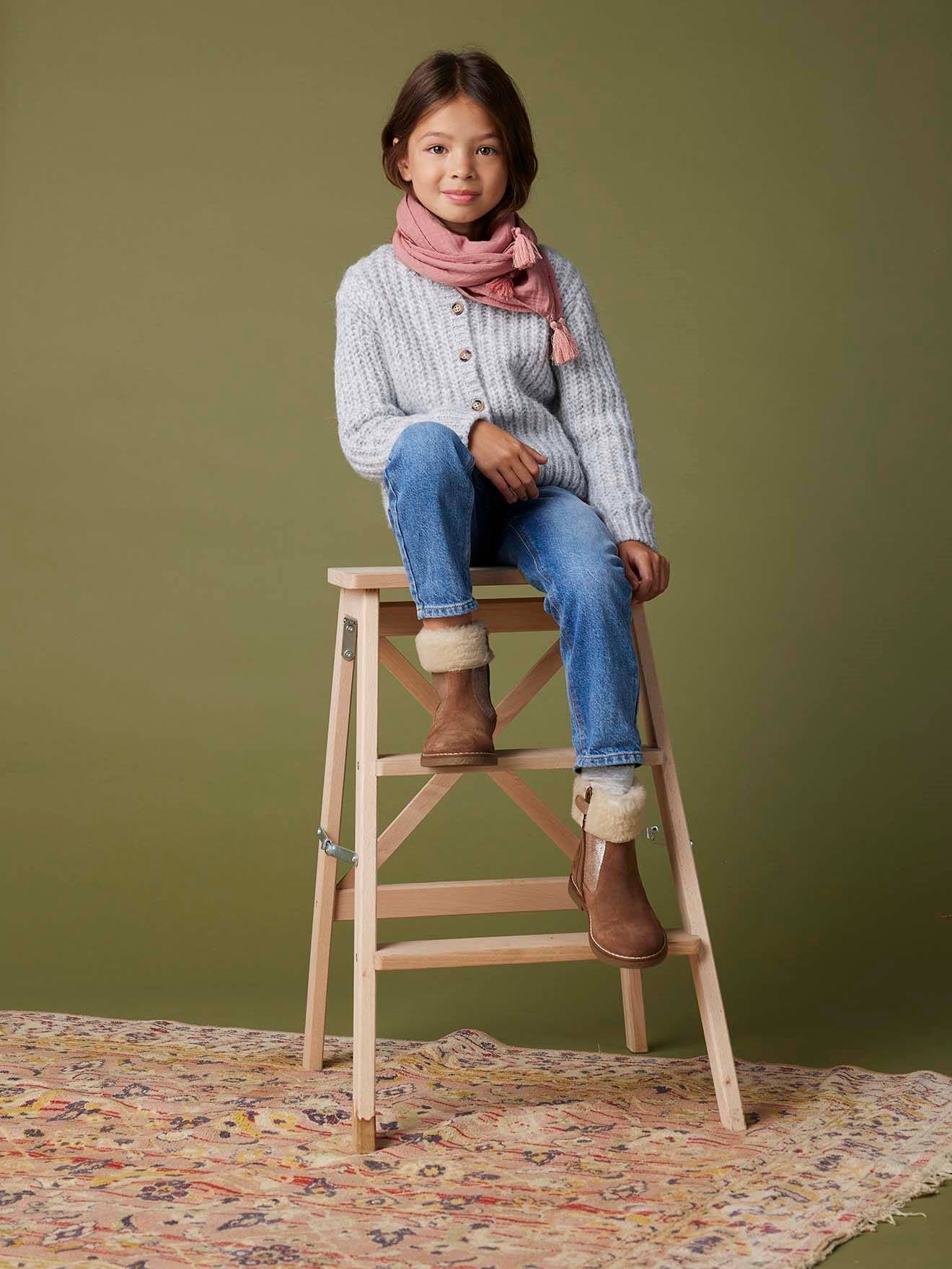 Girls Loose-Fitting Soft Knit Cardigan