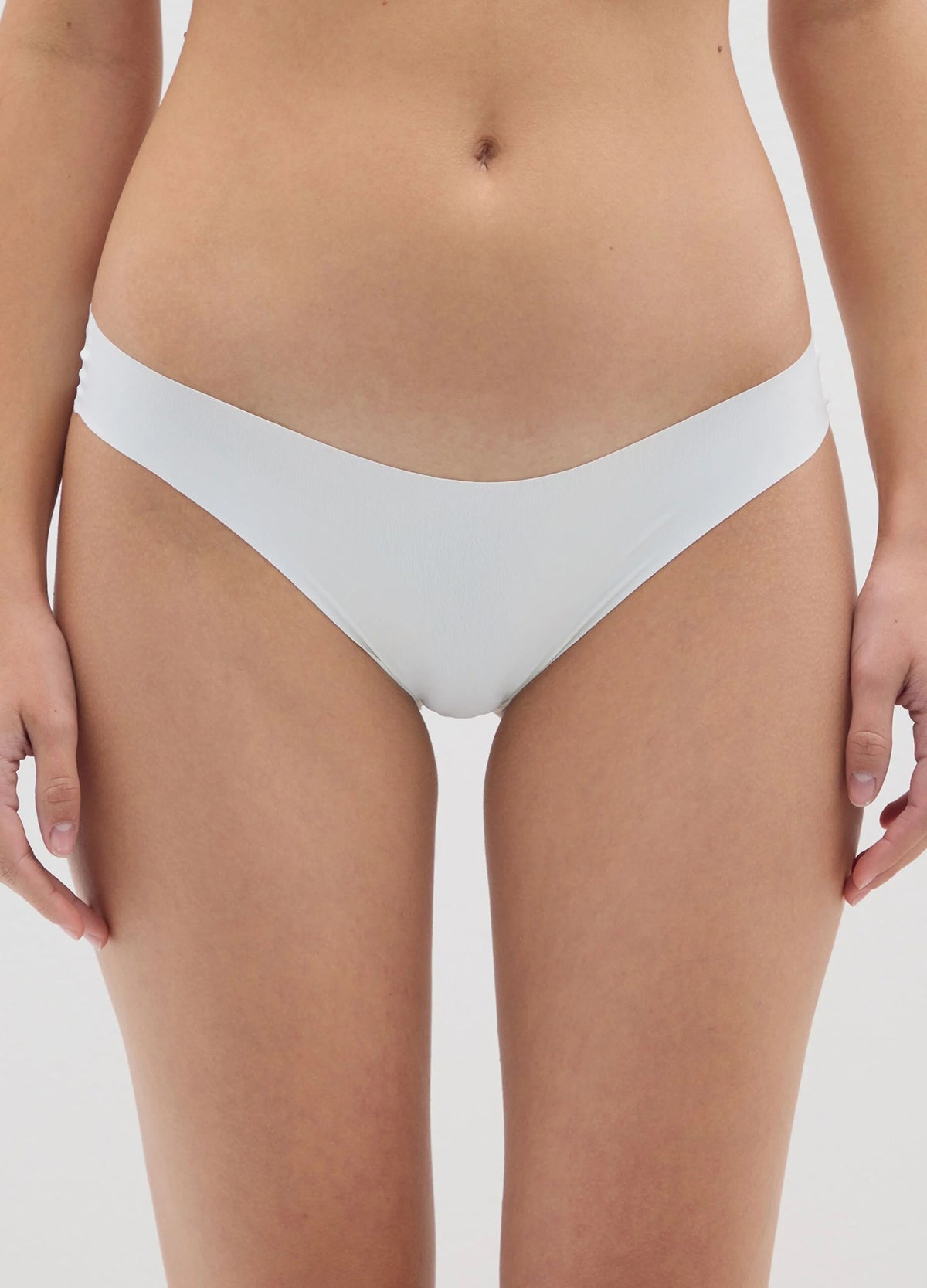 Womens Seamless Mid Rise Stretch Invisible Comfort Brief Panty