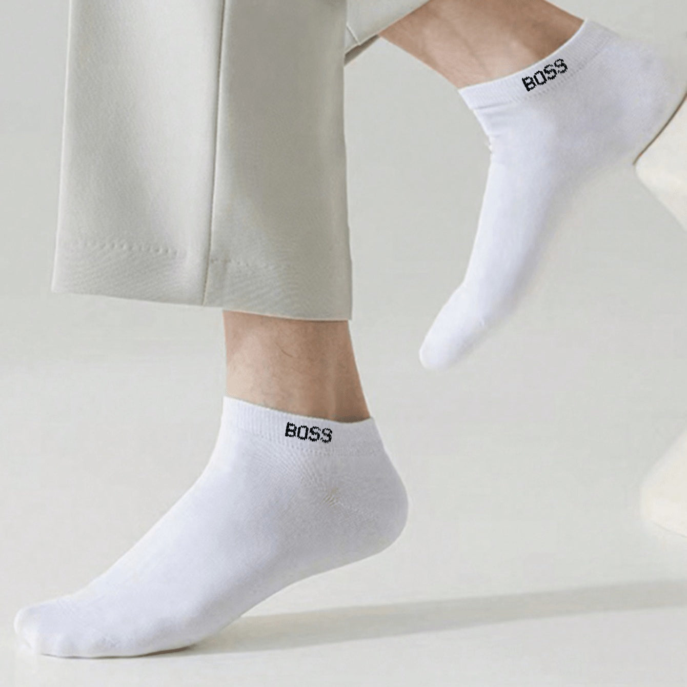 Pack of 5 Pairs Men’s Ankle Cut White Soft Cotton Socks