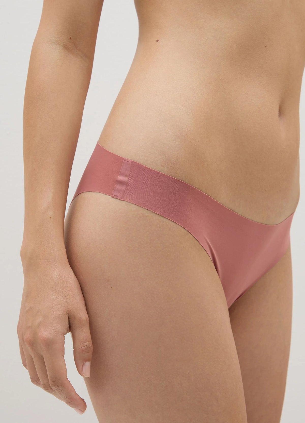 Womens Seamless Mid Rise Stretch Invisible Comfort Brief Panty