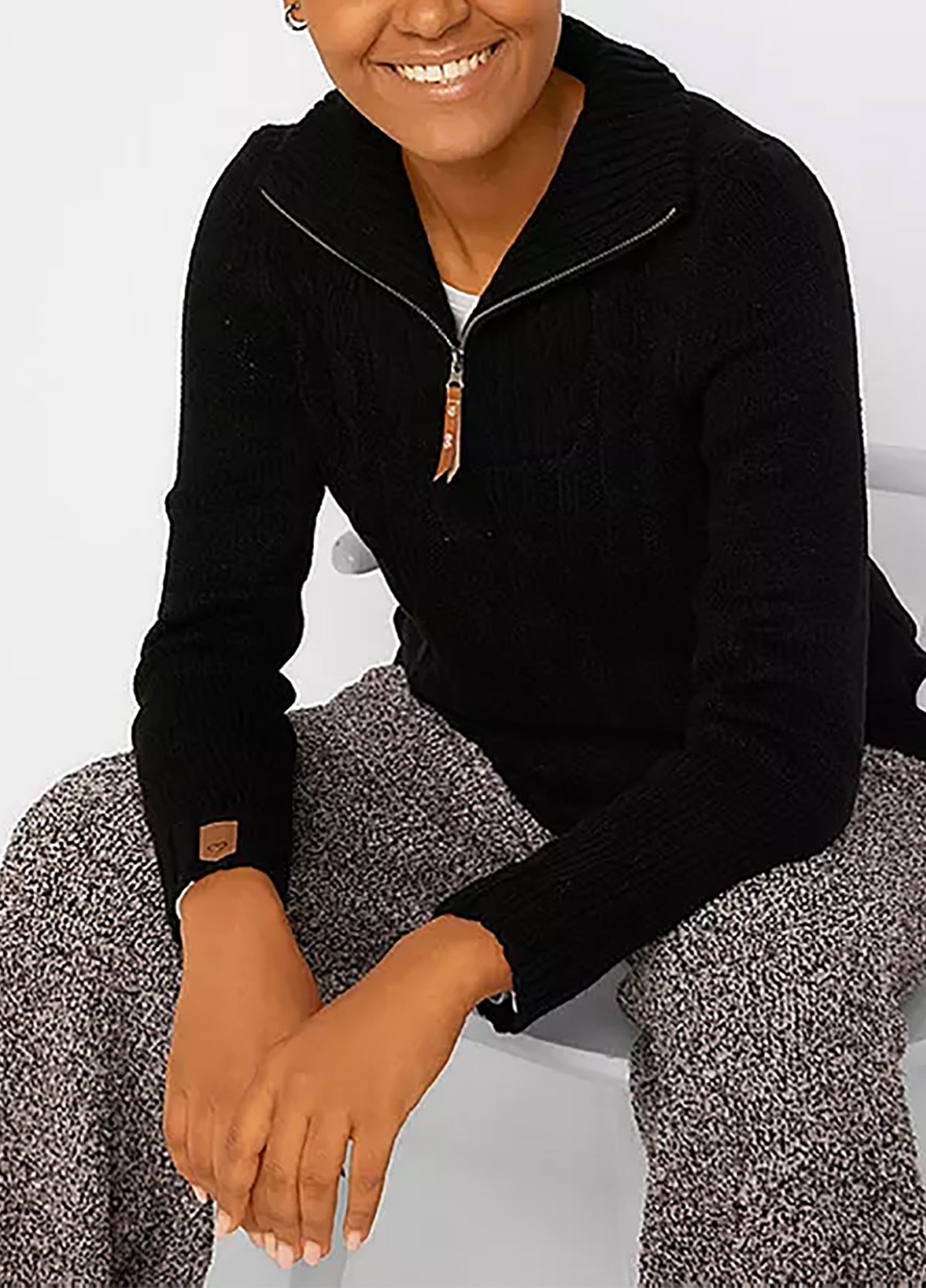 Womens Cable Knit Quarter Zip Pullover Sweater