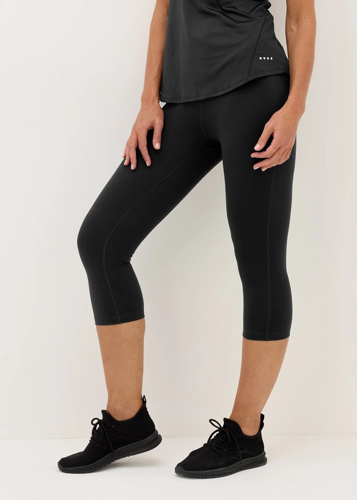 Women's High Waist Stretch Activewear Capri Leggings