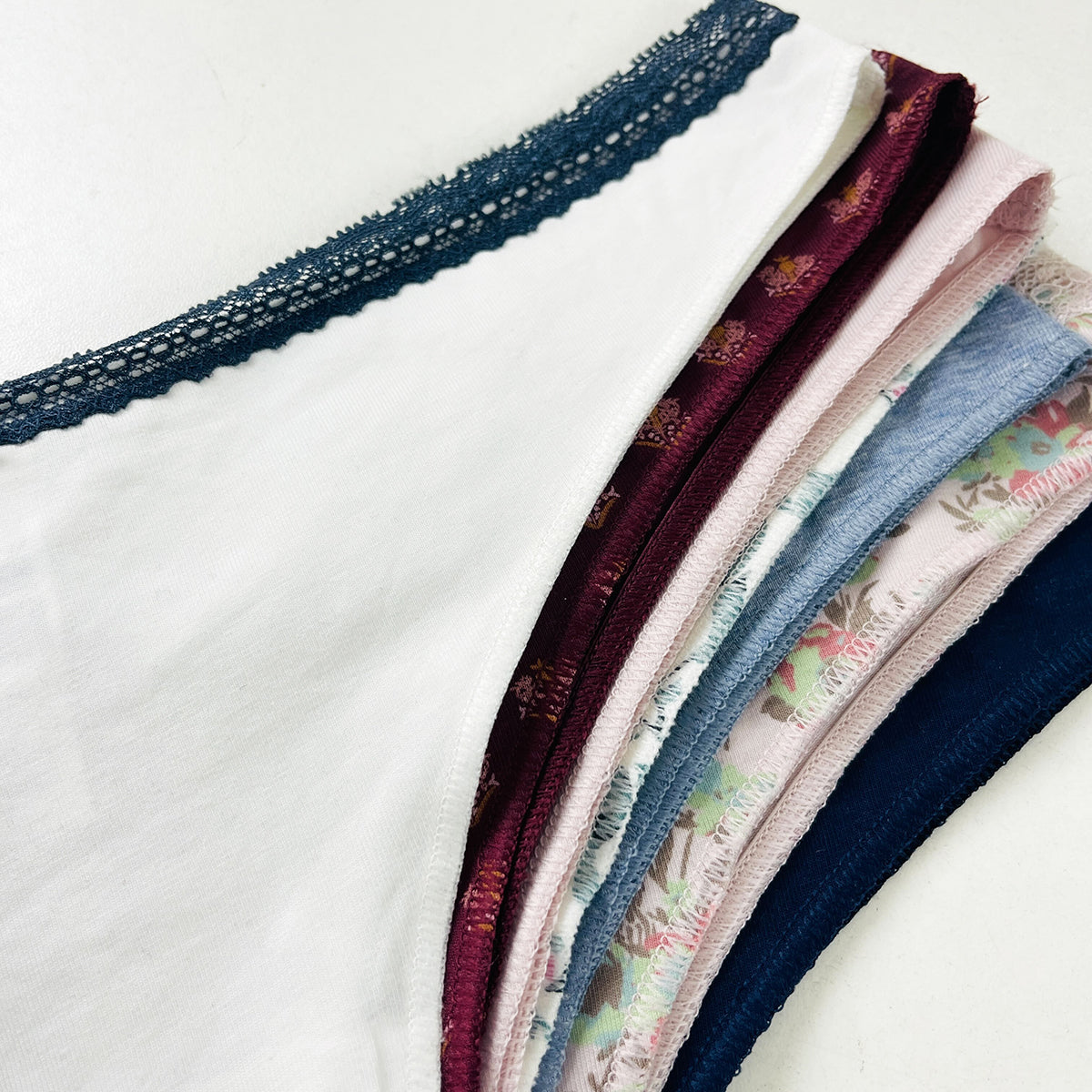 Pack of 5 Womens Soft Cotton Floral & Solid Lace Trim Thong Panty