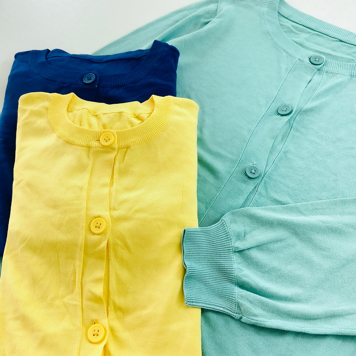 Womens Cotton Knit Button-Down Lightweight Cardigan