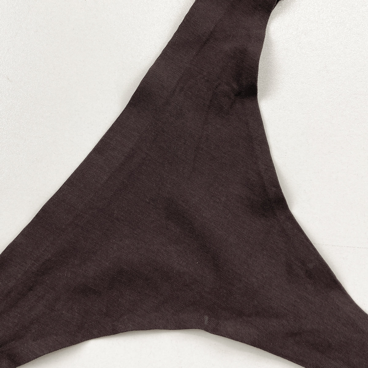 Ladies Microfiber Seamless Invisible Thong Underwear