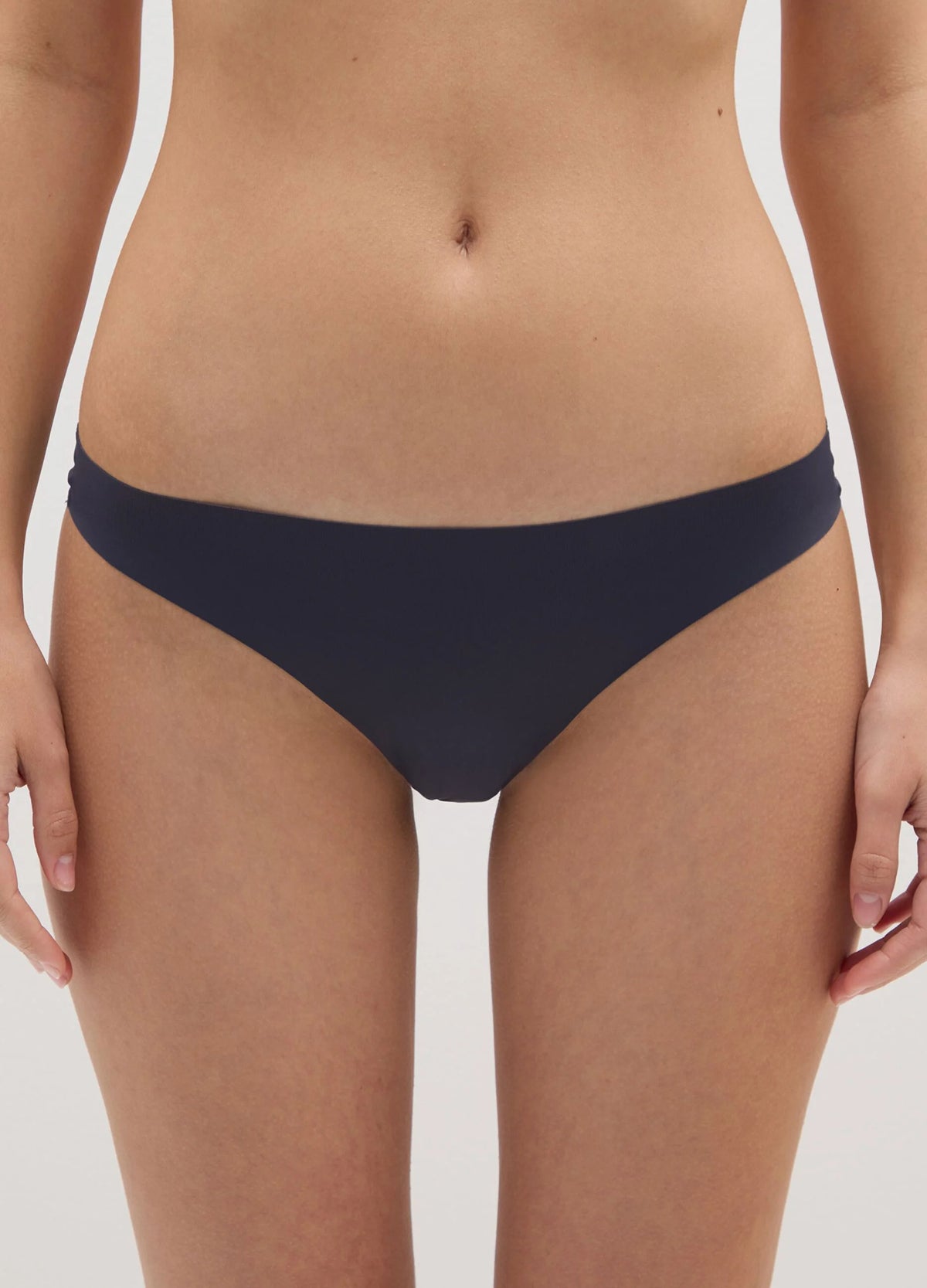 Womens Seamless Mid Rise Nylon Stretch Invisible Comfort Thong