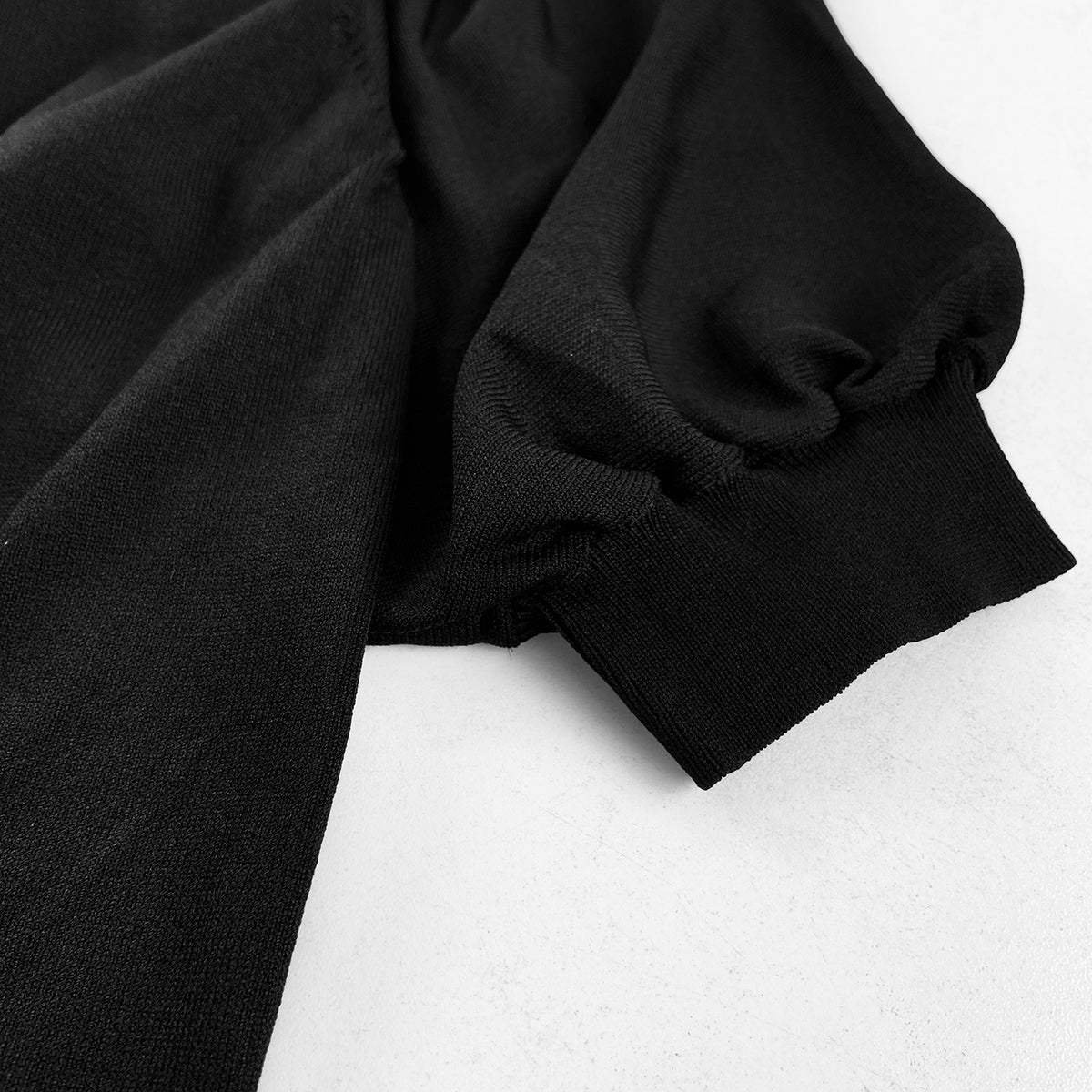 Womens Puff Short Sleeve Round Neck Knit Top