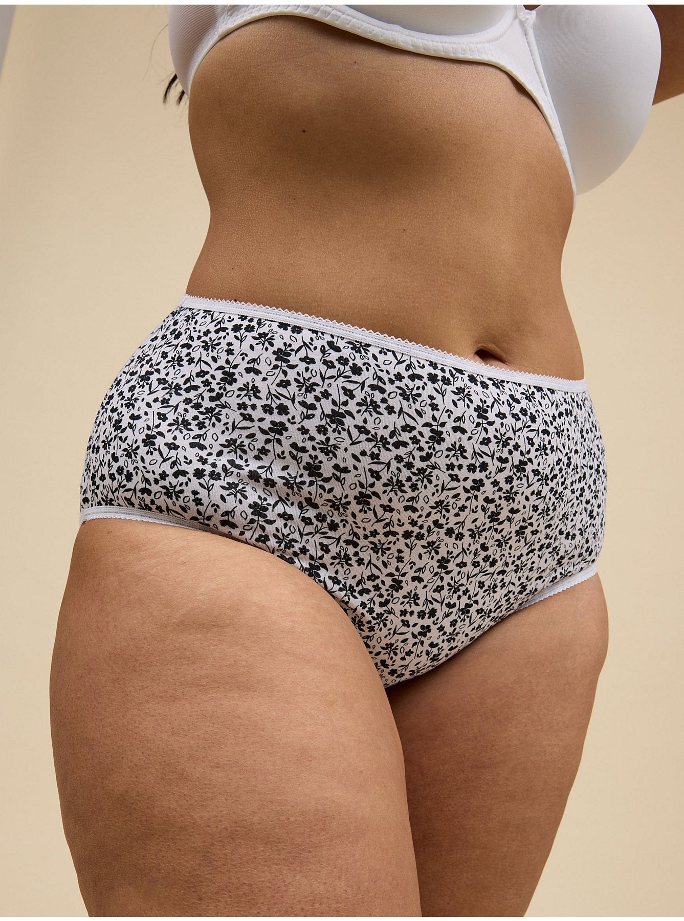 Pack of 3 Women's Assorted Cotton Full Back Cover Panties