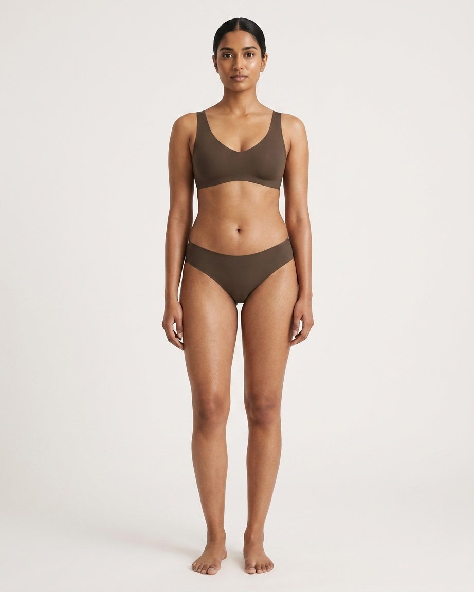 Women's No-Show Half Back Coverage Seamless Panty