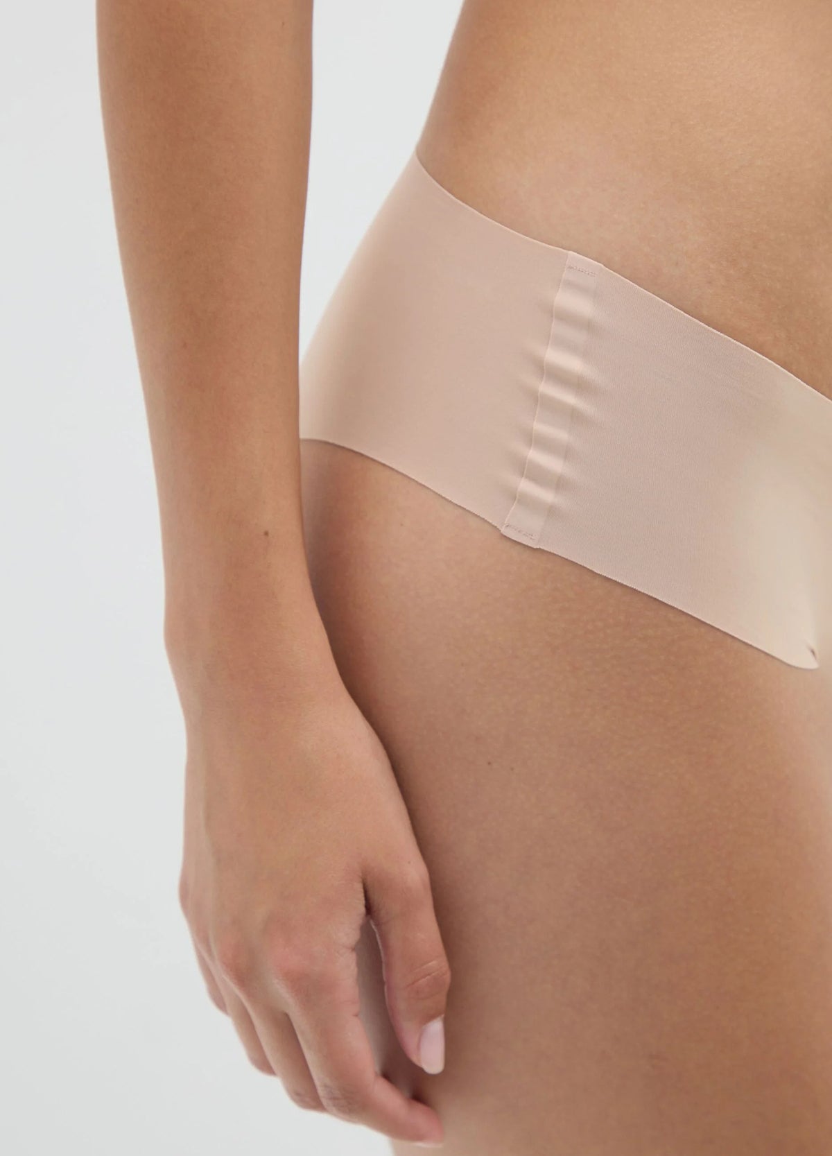 Womens Seamless Mid Rise Invisible Comfort Stretch Full Back Brief Panty