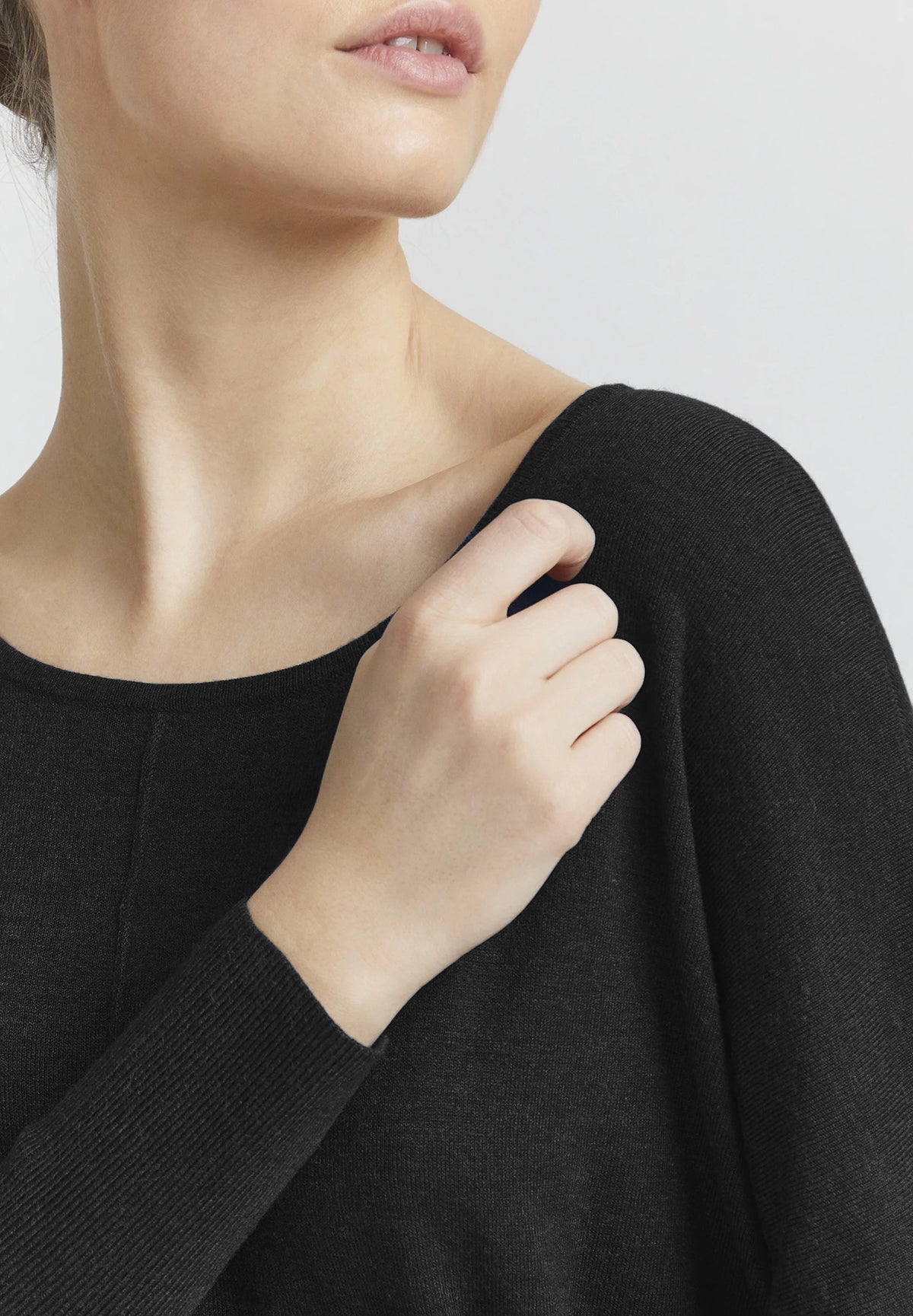 Womens Premium Soft Viscose Knit Crew Neck Sweater