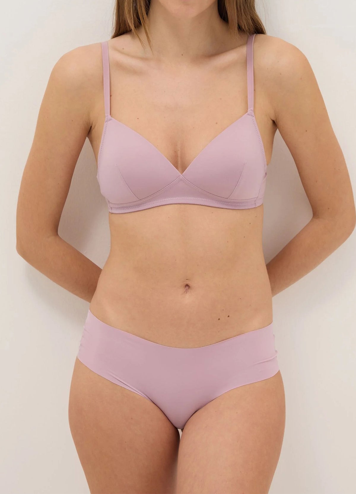 Womens Seamless Mid Rise Invisible Comfort Stretch Full Back Brief Panty