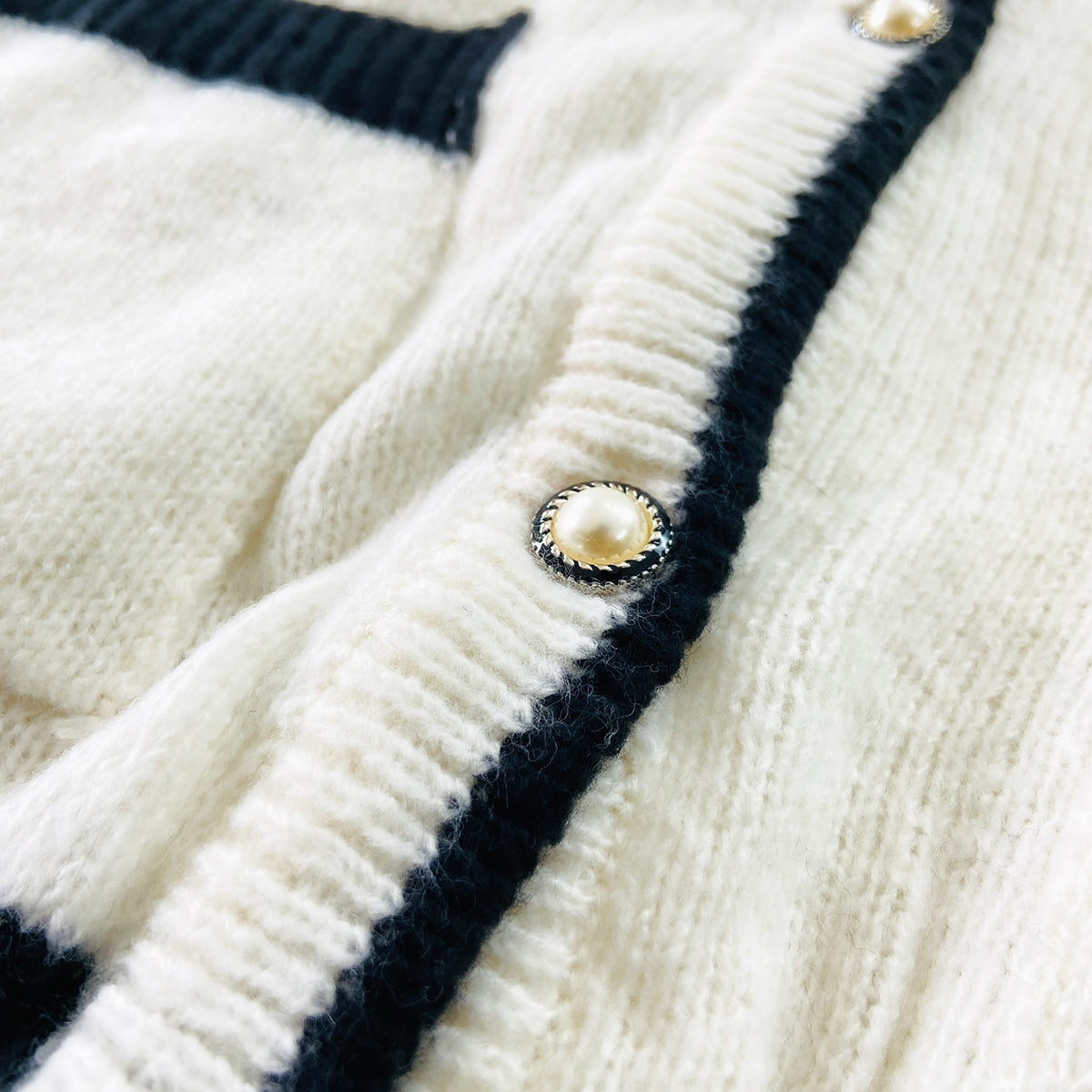 Womens Wool Blend Pearl Button Knit Cardigan Sweater