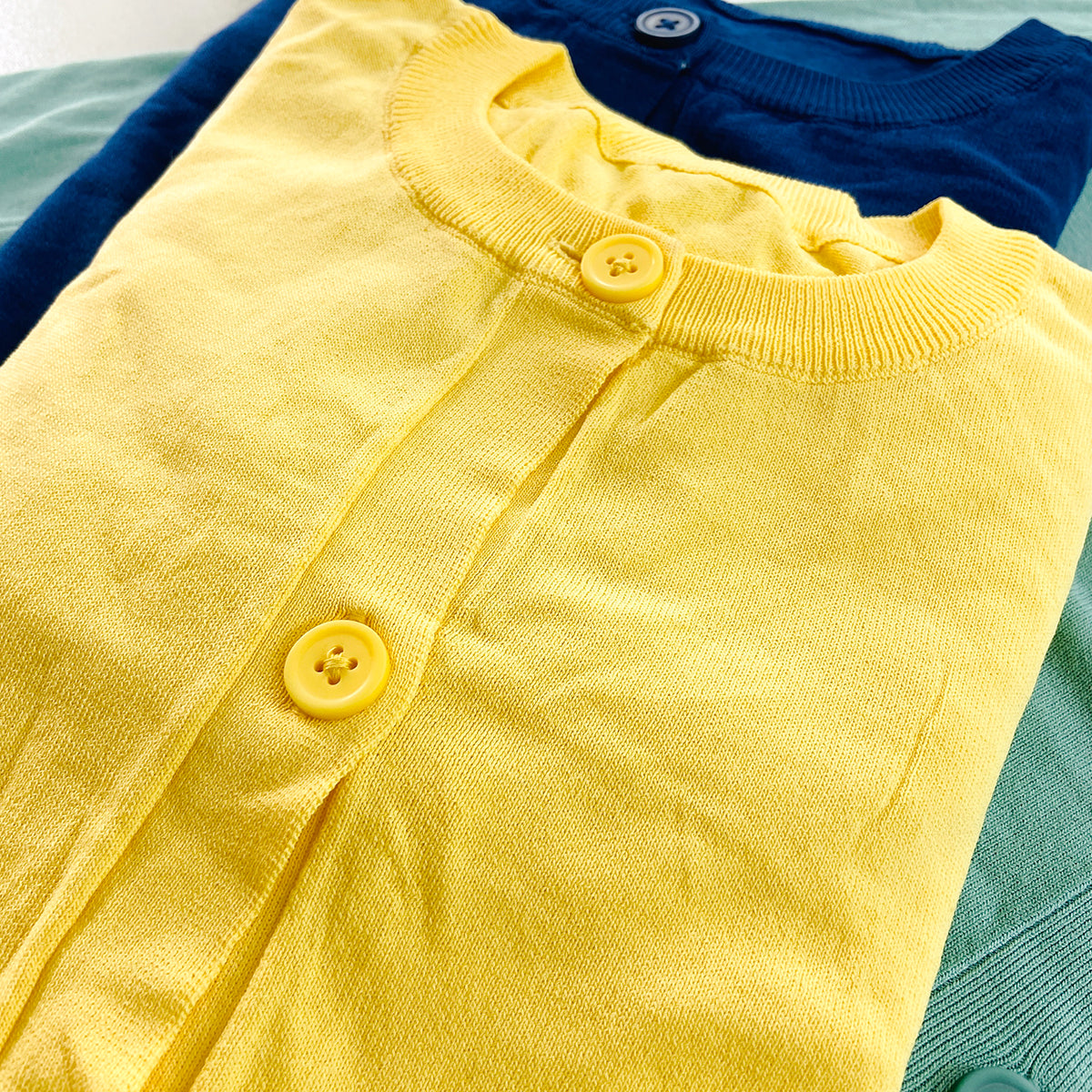 Womens Cotton Knit Button-Down Lightweight Cardigan