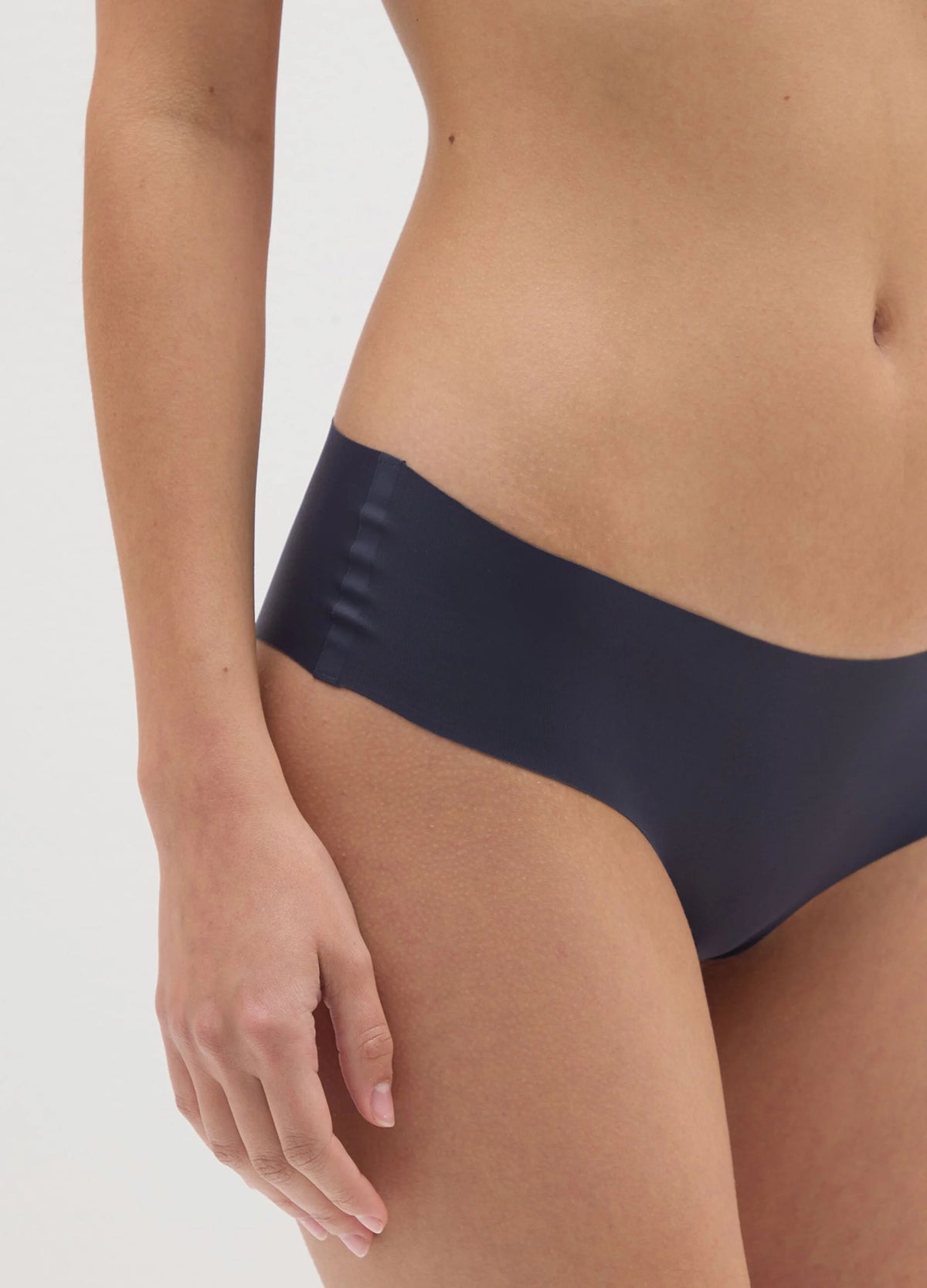 Womens Seamless Mid Rise Invisible Comfort Stretch Full Back Brief Panty