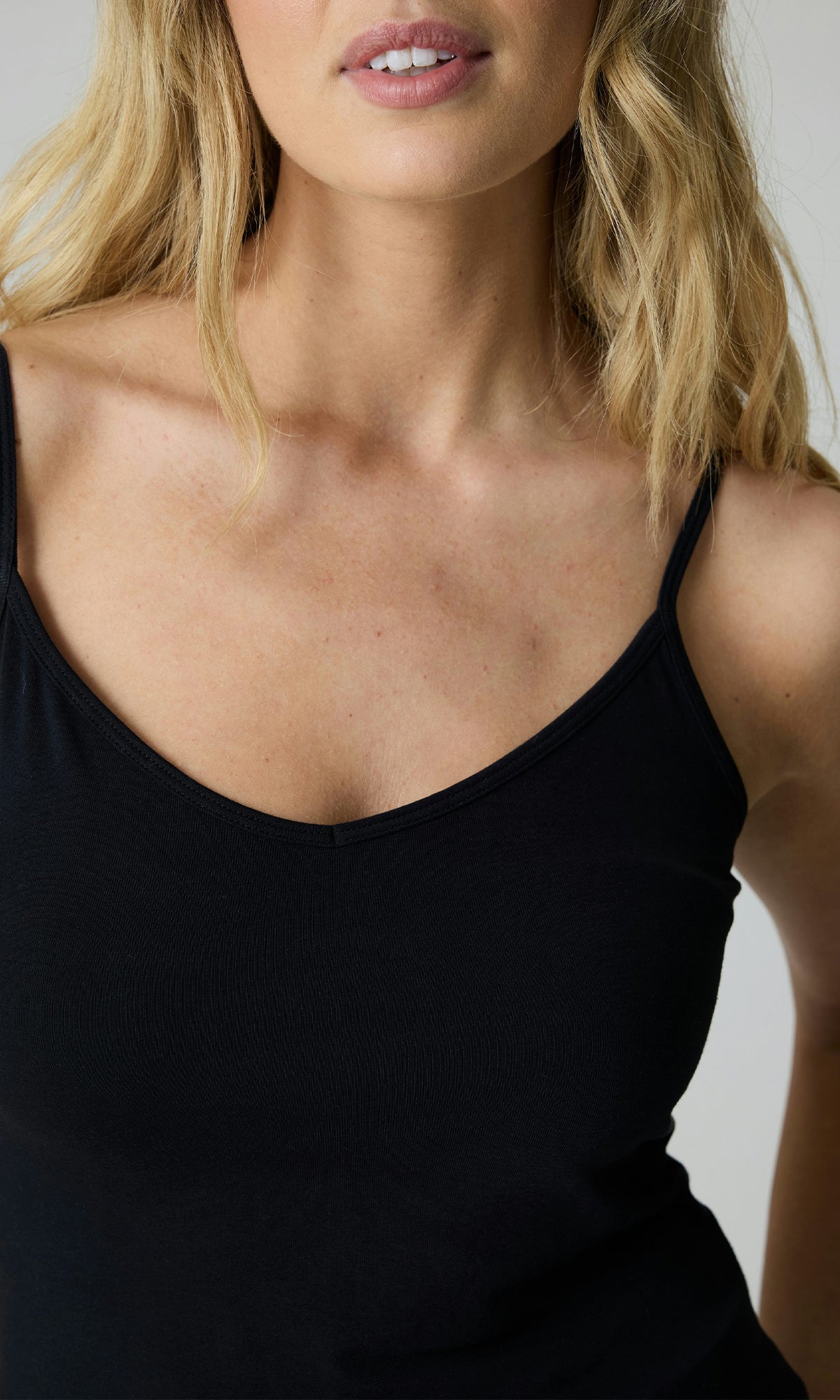 Pack of 3 Ladies Basic Camisole V-Neck Cotton Tank Top Set