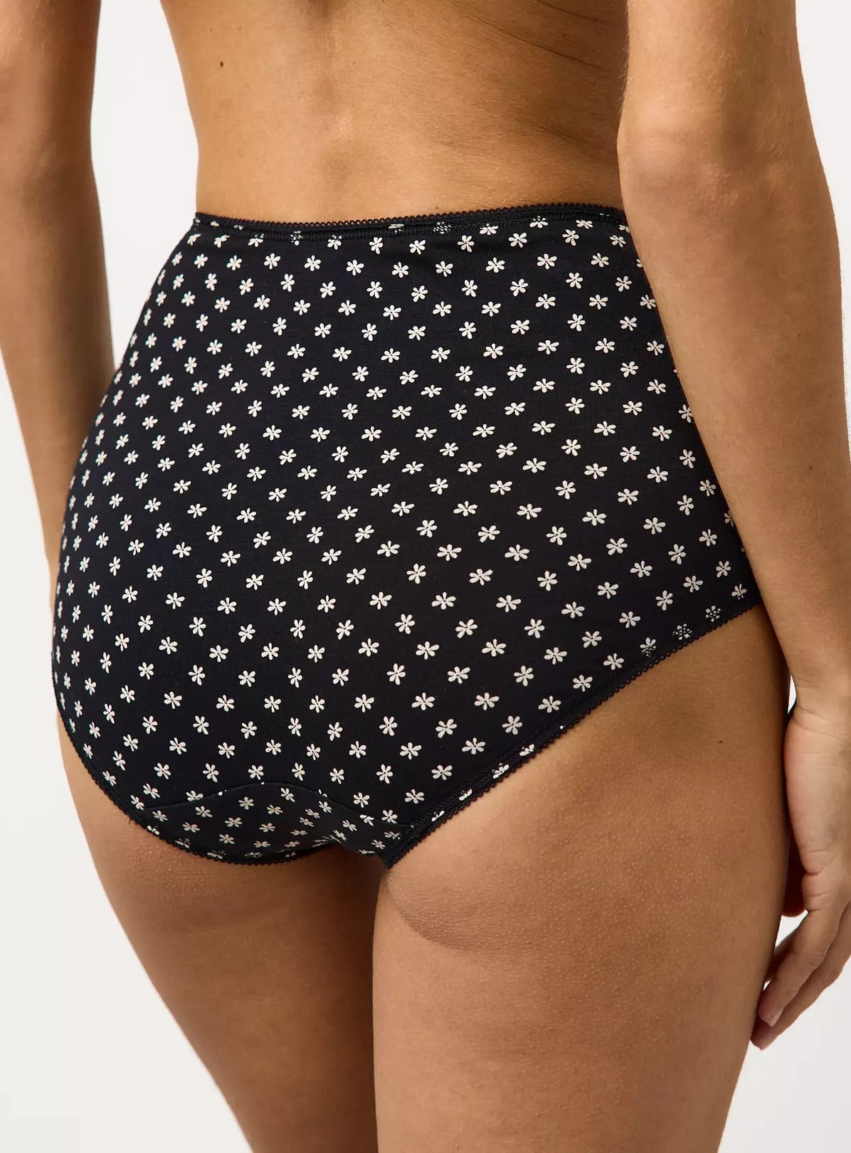 Pack of 5 Womens Assorted High Waisted Full Back Cover Cotton Panties